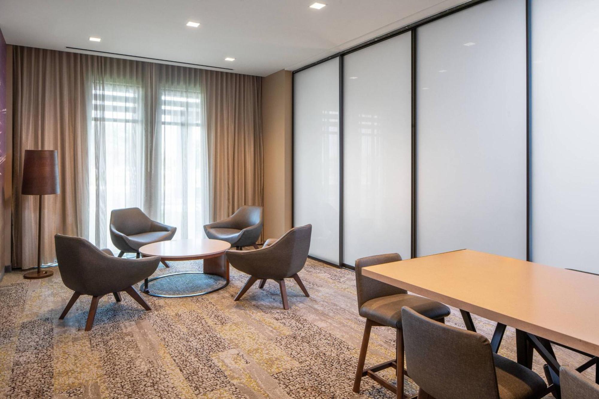 Courtyard By Marriott Lafayette South Hotel Eksteriør billede