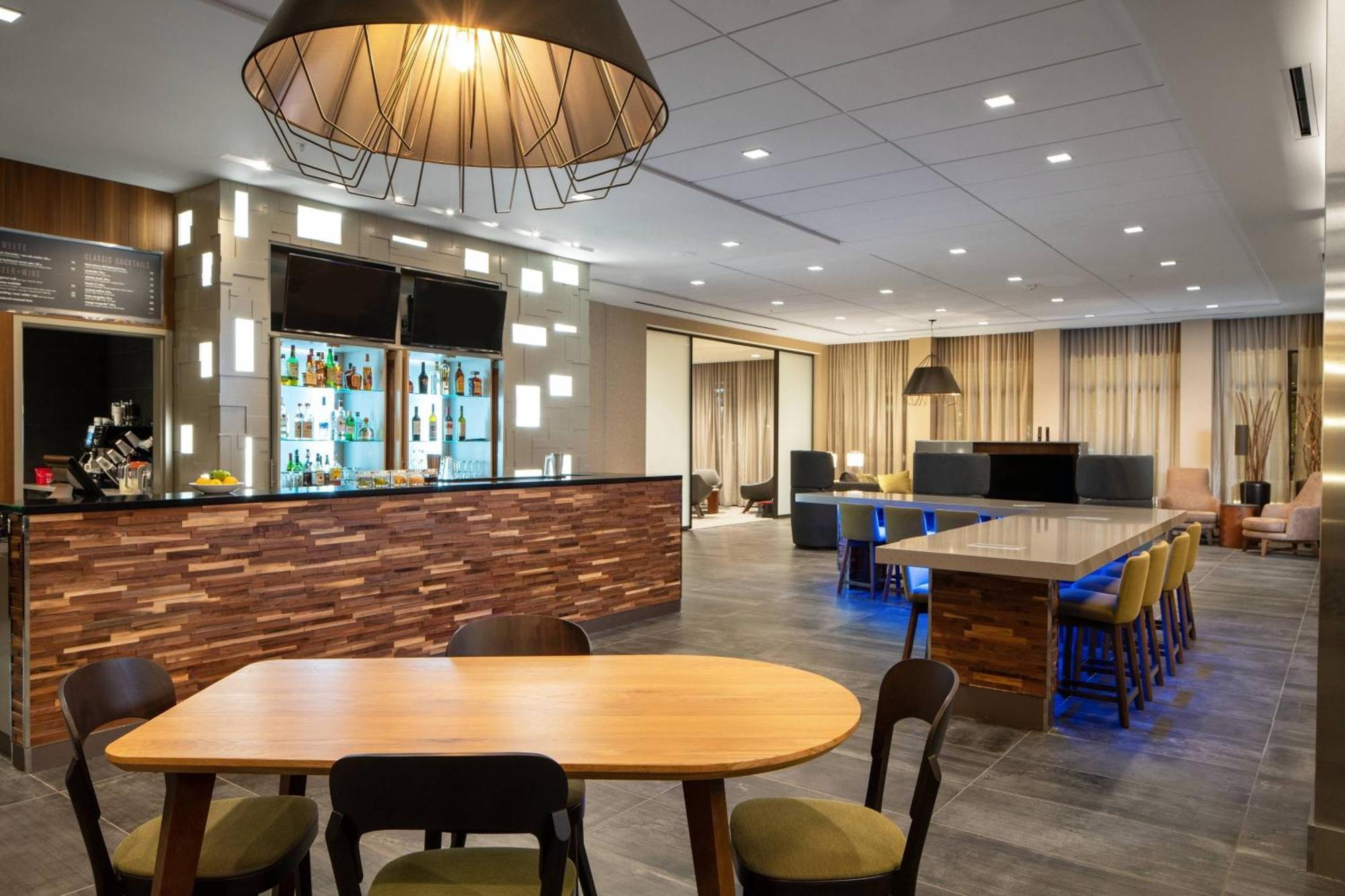 Courtyard By Marriott Lafayette South Hotel Eksteriør billede